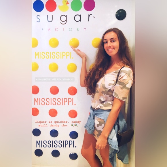 MISSGUIDED Camouflage T-Shirt Dress - Picture 4 of 8